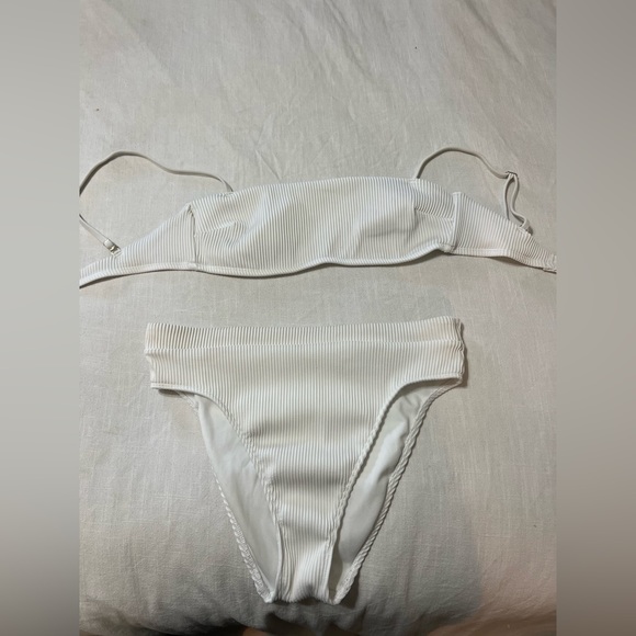 Hollister swim size medium top and large bottom high waisted. - Picture 1 of 3